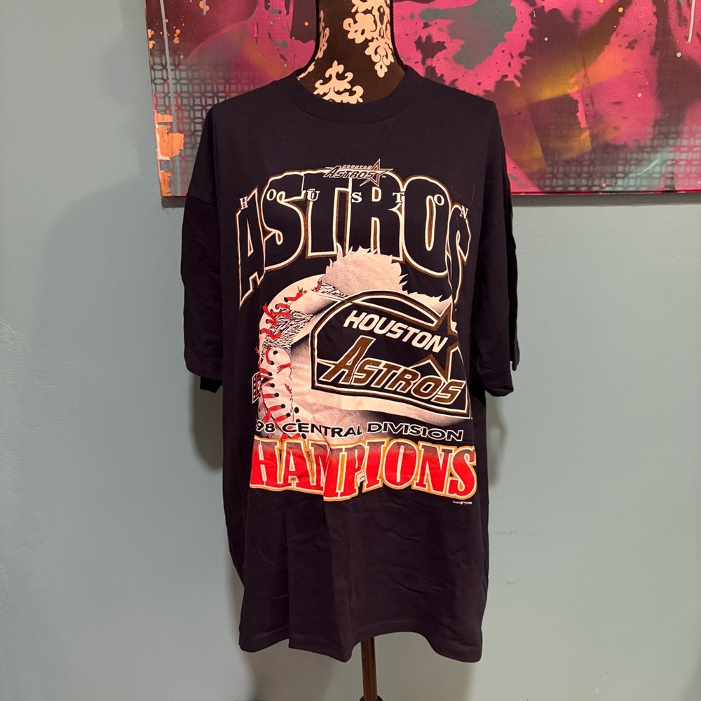 True Fan Sportswear Houston Astros Central Division Champions Men's Graphic Tee
